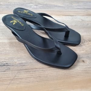 Moommo kitten heel sandal new!